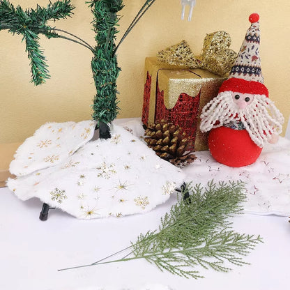 38CM Plush Christmas Tree Skirt with White Snowflakes - Faux Fur Base Cover for Holiday Decorations